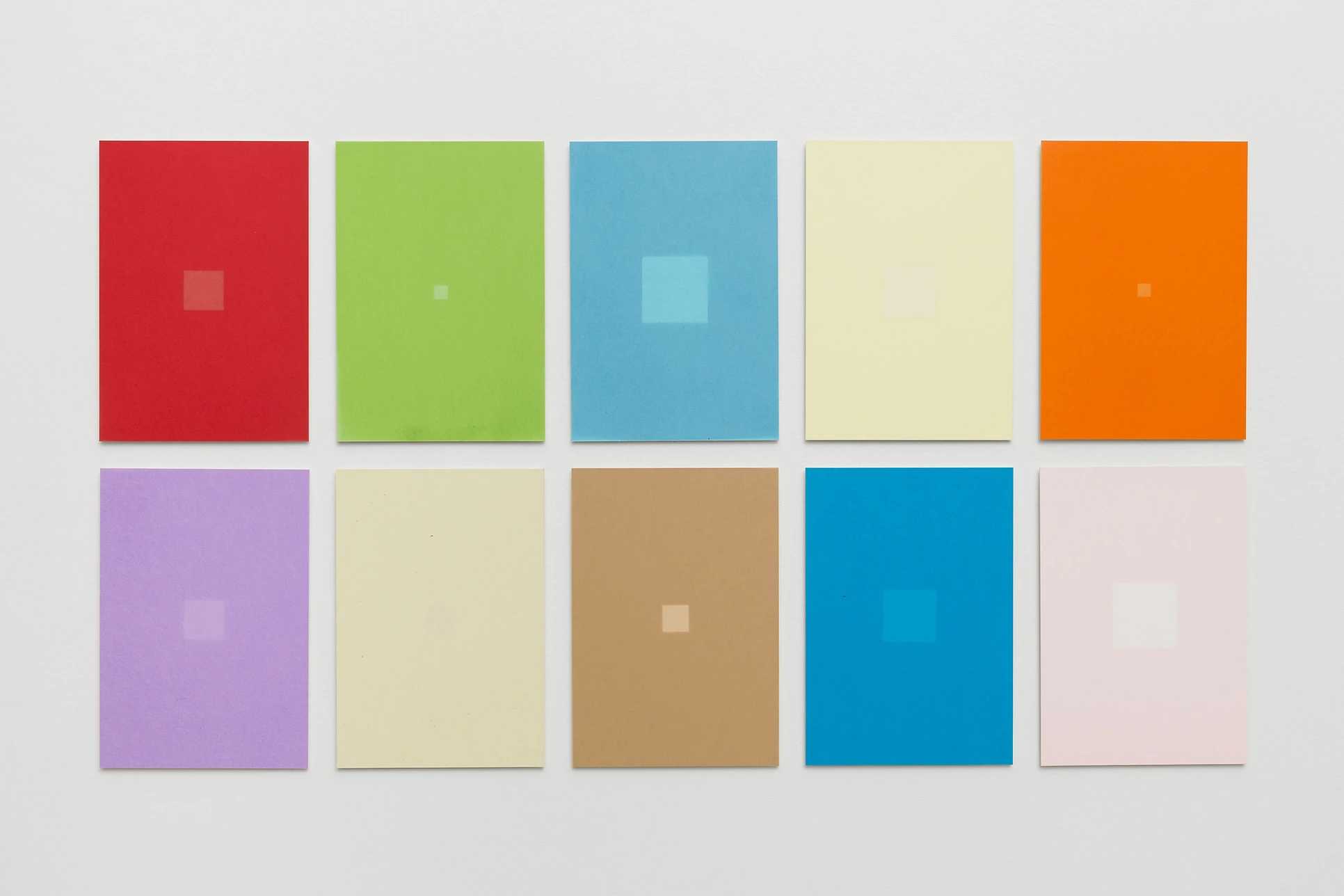 Enquanto o Tempo, Secção VII, luz solar sobre cartolinas de cor, 48x88,5cm, 2013-Rui-Horta-Pereira
